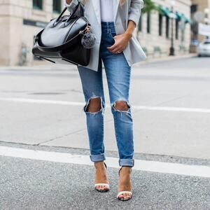 Levi's Premium Denim 721 High Rise Skinny in Rugged Indigo Size 28